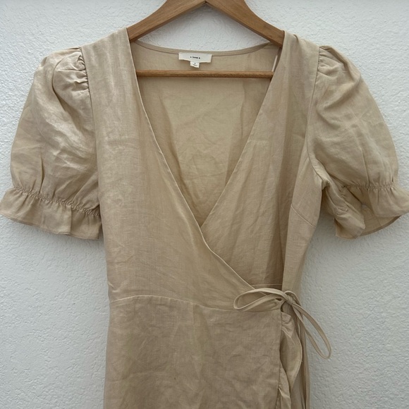 A Love A Wrap Dress Linen Puff Sleeve Hi-Low Hem Ruffle Trim Oat Beige Dress S - Picture 3 of 4